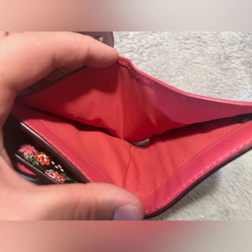 Coach Sierra Posey Cluster Floral Trifold Snap Wallet - Picture 14 of 14